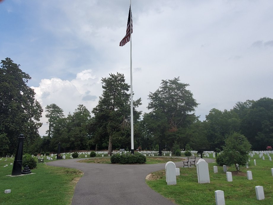 Poplar Grove National Cemetery景点图片