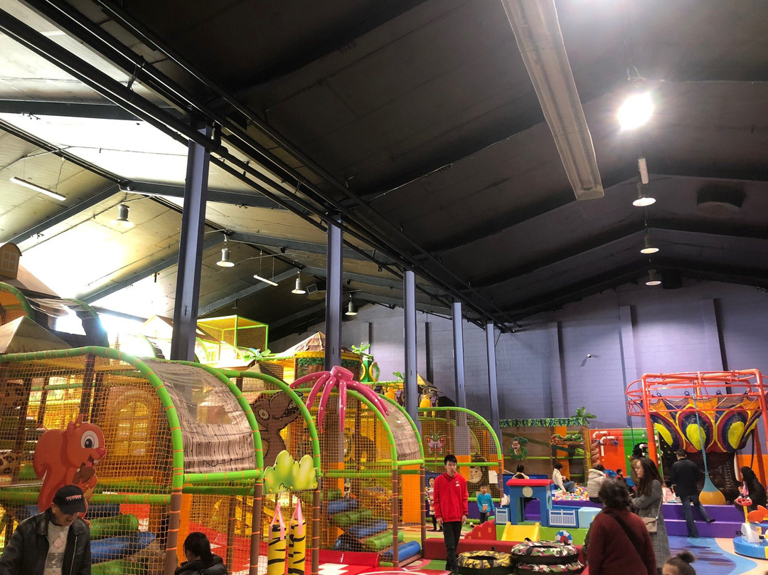 Rainbow Town Play Centre-格伦韦弗利必去景点