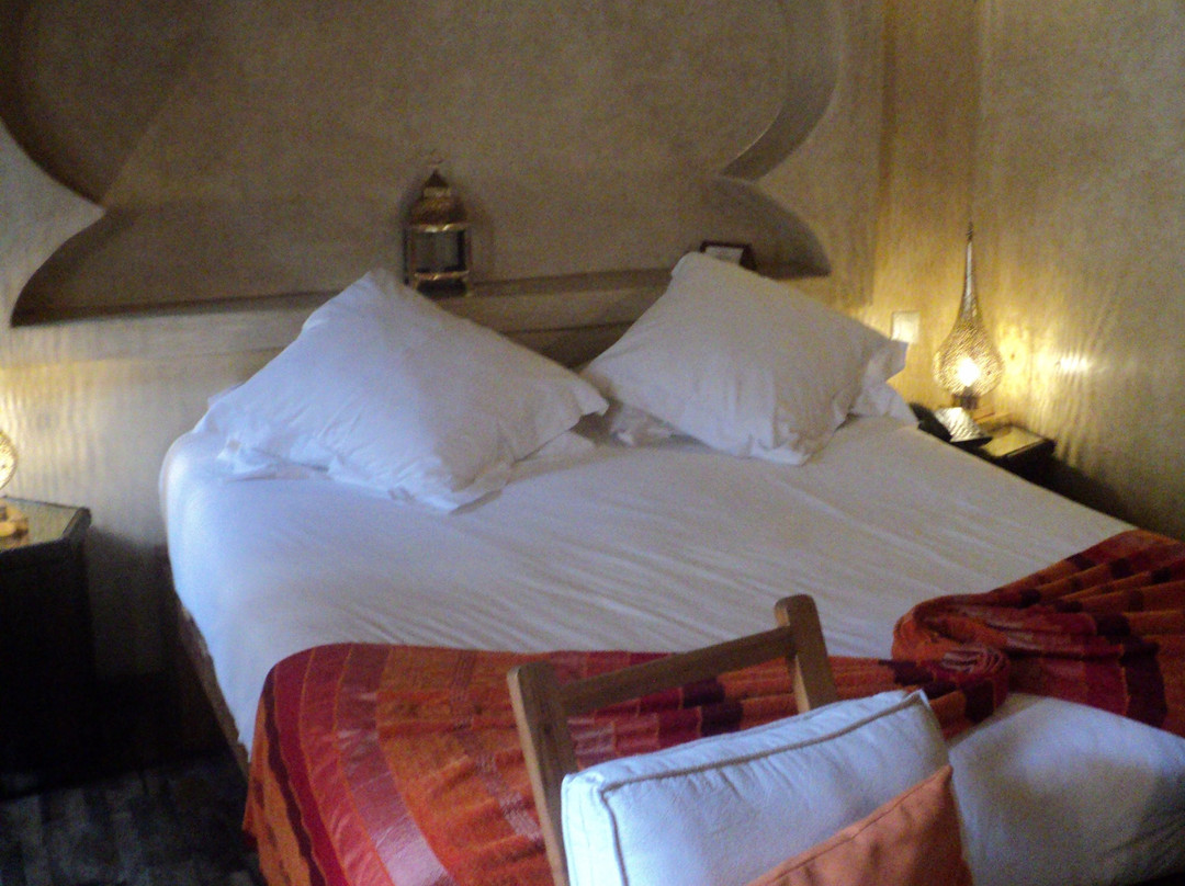 里亚德康巴莱特酒店主图