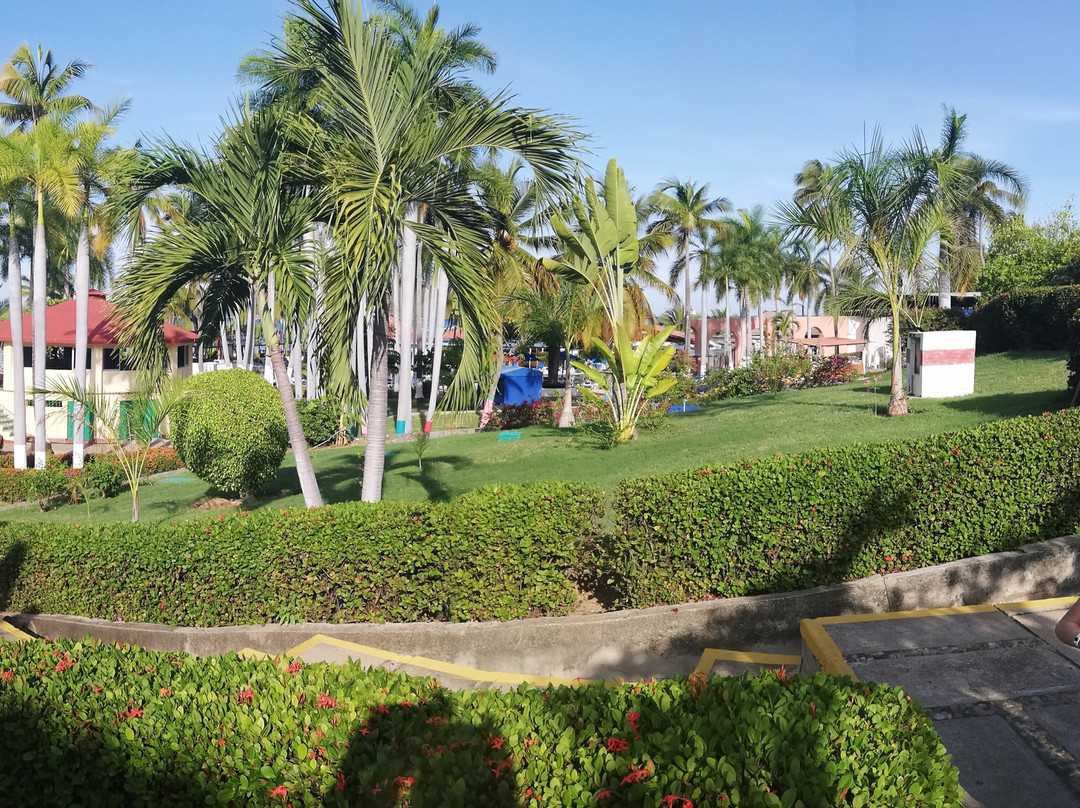 Qualton Club Ixtapa All Inclusive主图