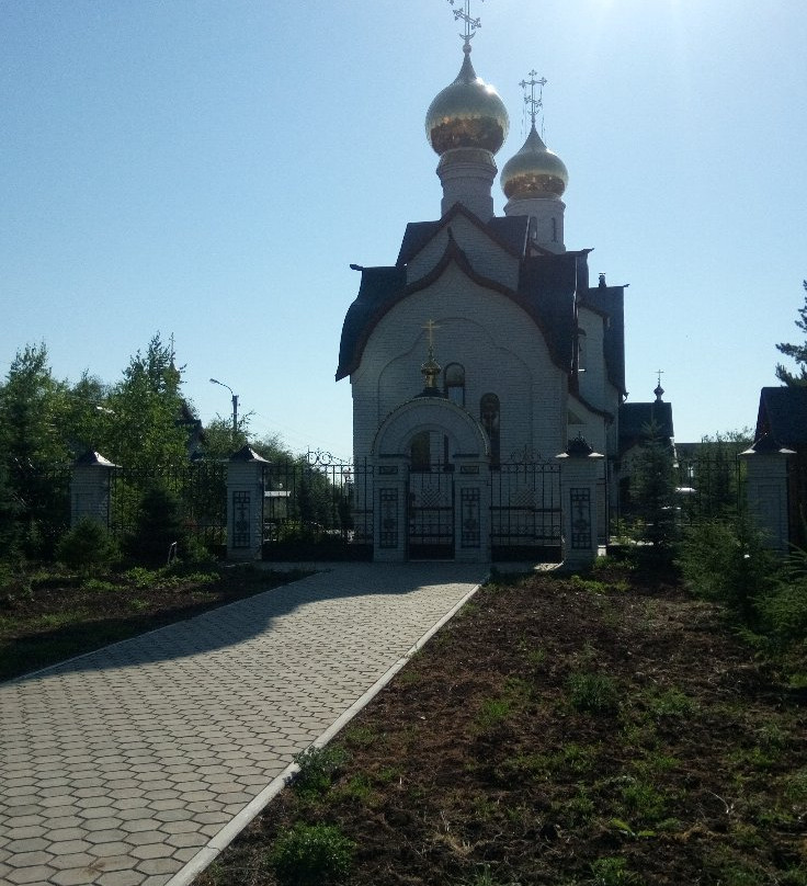 Holy Trinity Church景点图片