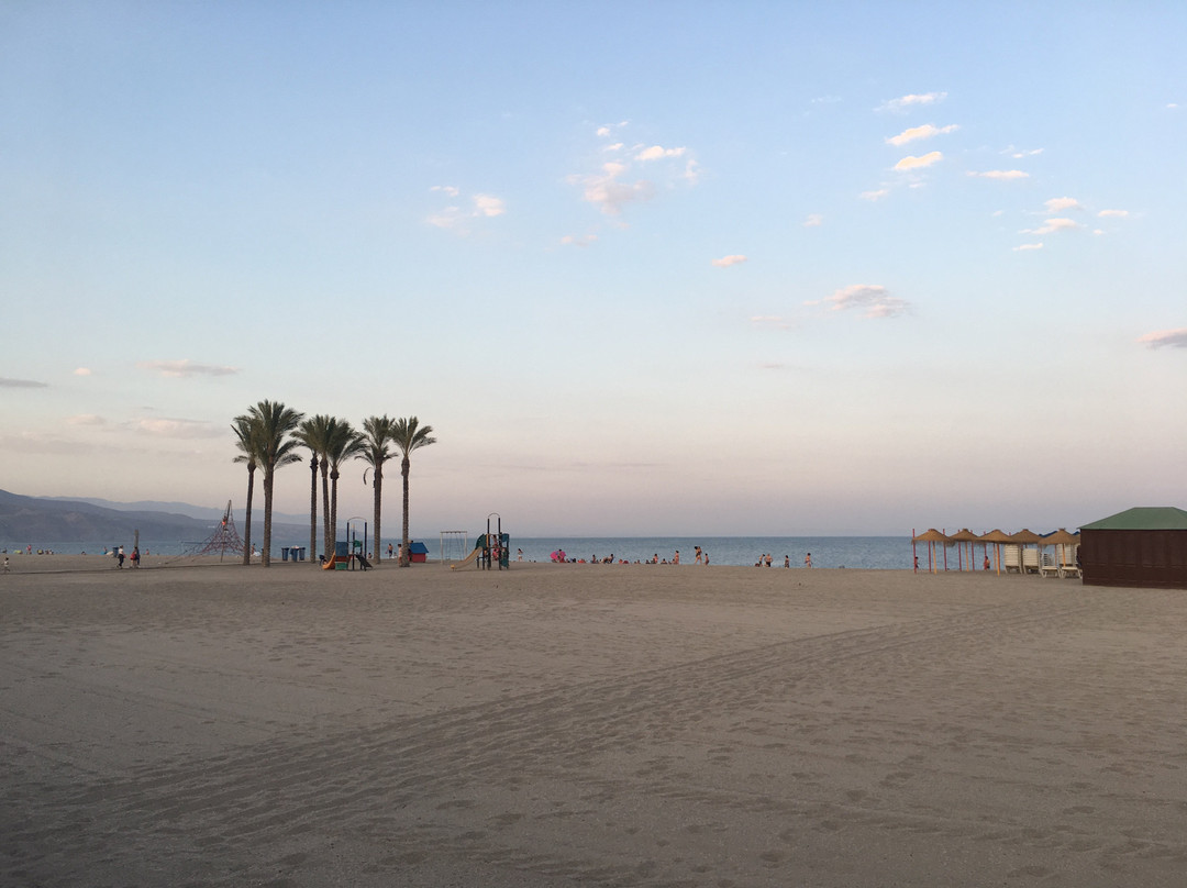Playa La Romanilla-滨海罗克塔斯必去景点