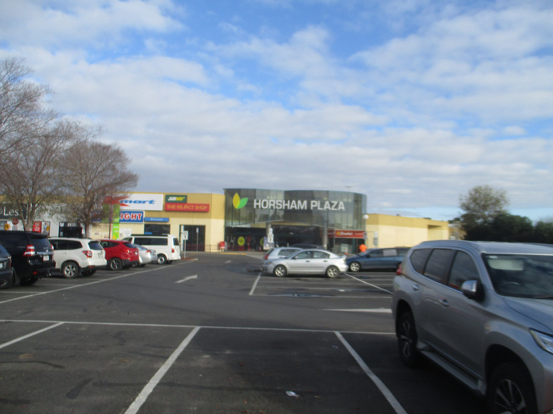 Horsham Plaza-霍舌姆必去景点