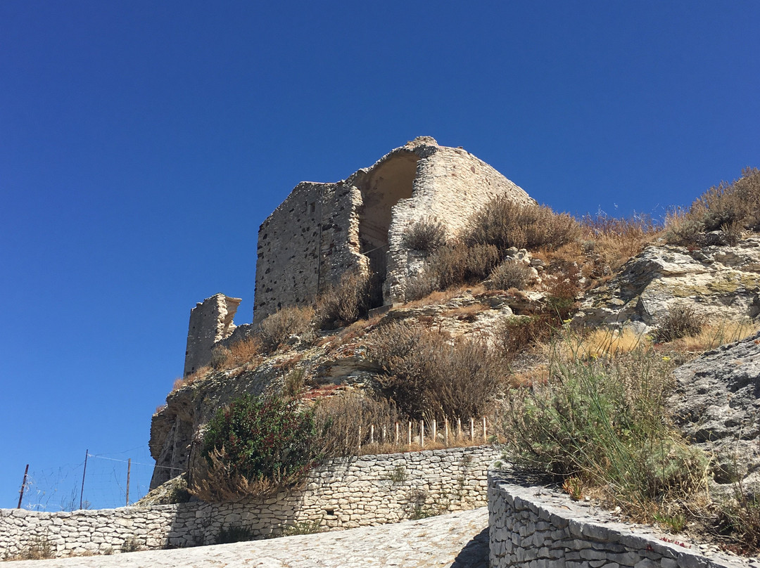 Castello dei Doria-Chiaramonti必去景点