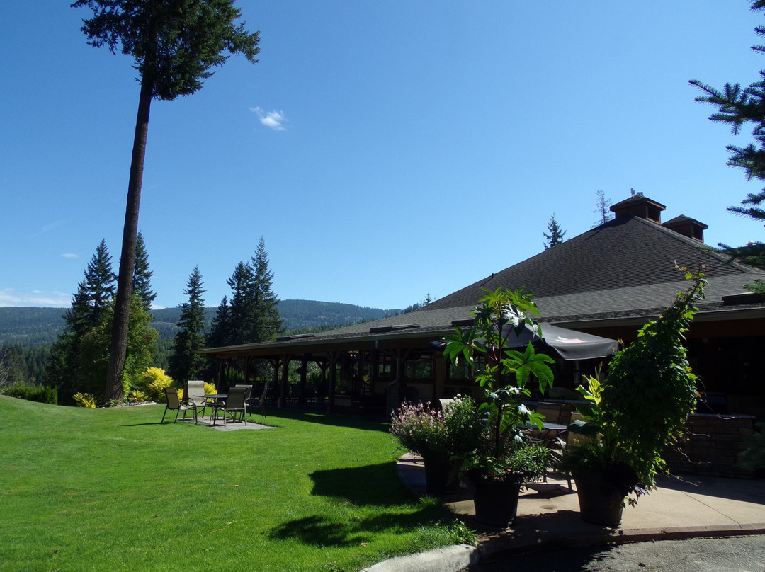 Salmon Arm Golf Club景点图片
