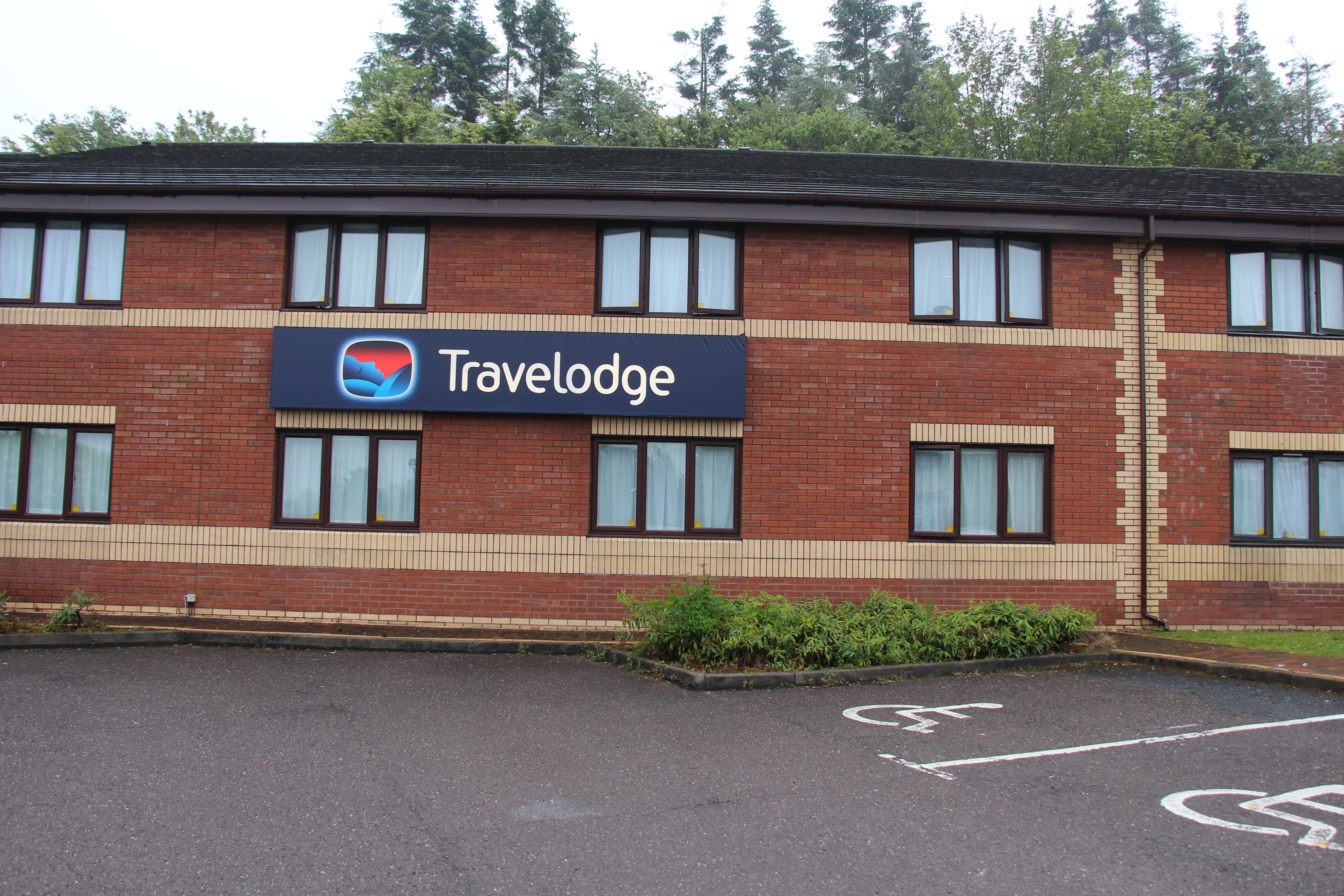 Travelodge Cork Airport-浴室