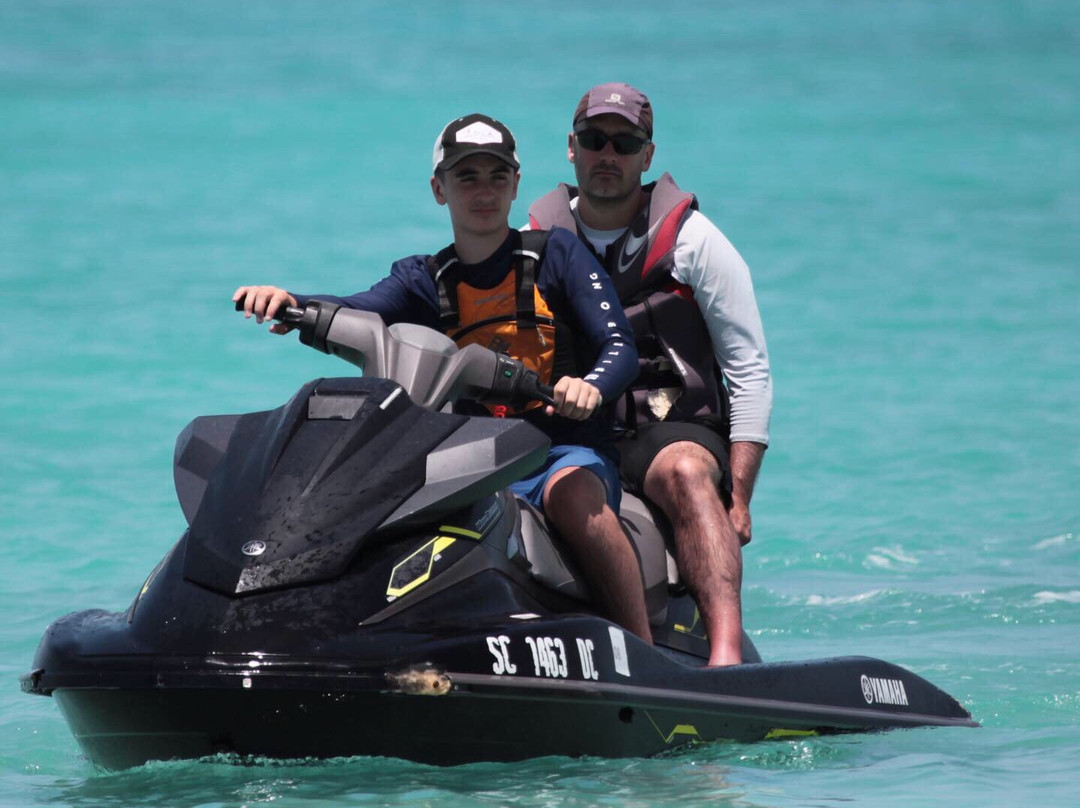 Rent A Ski-普罗维登西亚莱斯必去景点