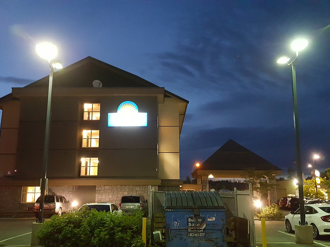 Days Inn & Suites by Wyndham Langley主图