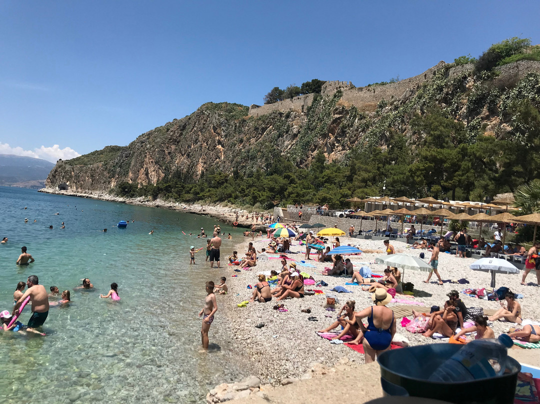 Blueblanc Beach-纳夫普利翁必去景点