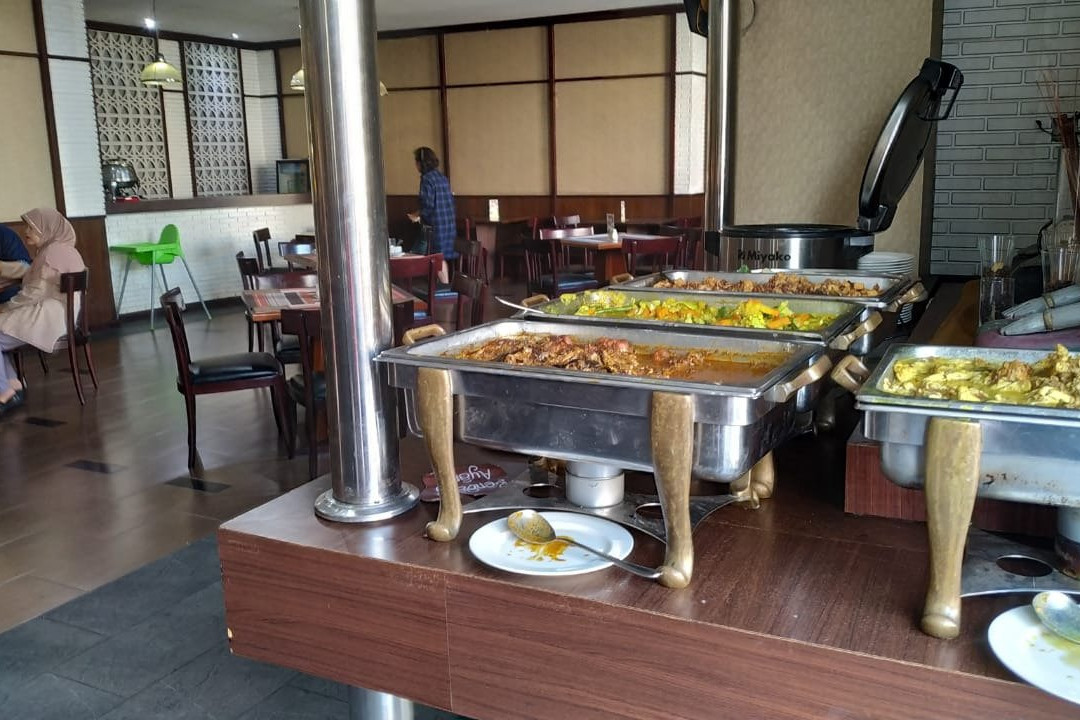 Amarelo Hotel Solo主图