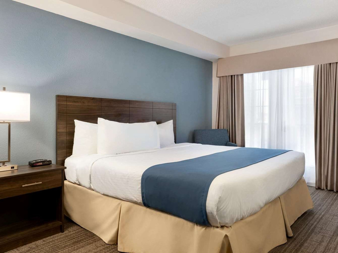 Travelodge Suites New Glasgow主图