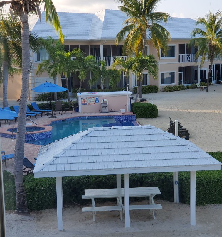 Kaibo Yacht Club by Cayman Villas