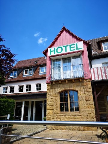 林纳尔酒店-官方