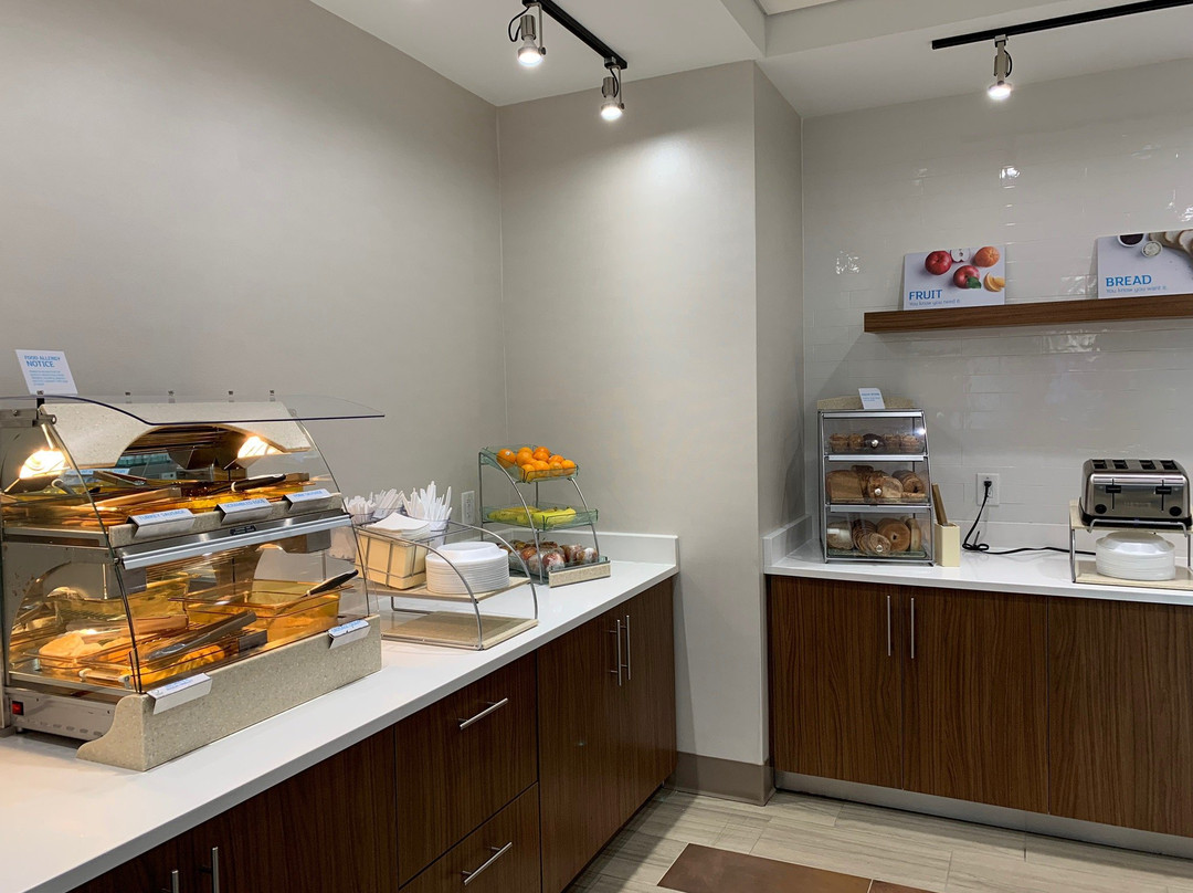 Holiday Inn Express & Suites Fort Mill By IHG