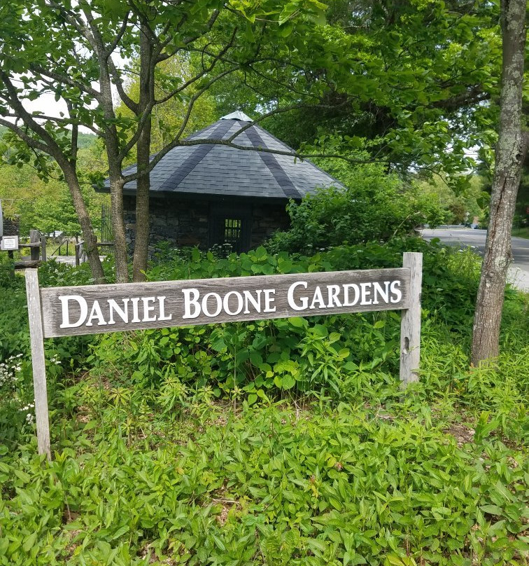 Daniel Boone Native Gardens景点图片