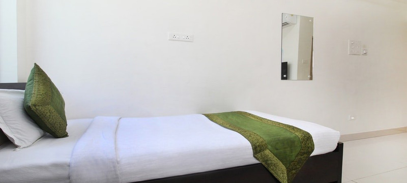 Treebo Trip Drona Inn主图