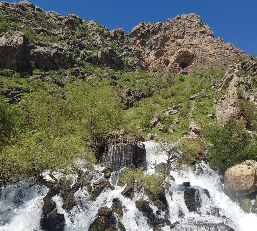Bekhal Waterfall景点图片
