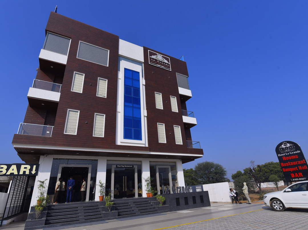 Hotel Le Grande主图