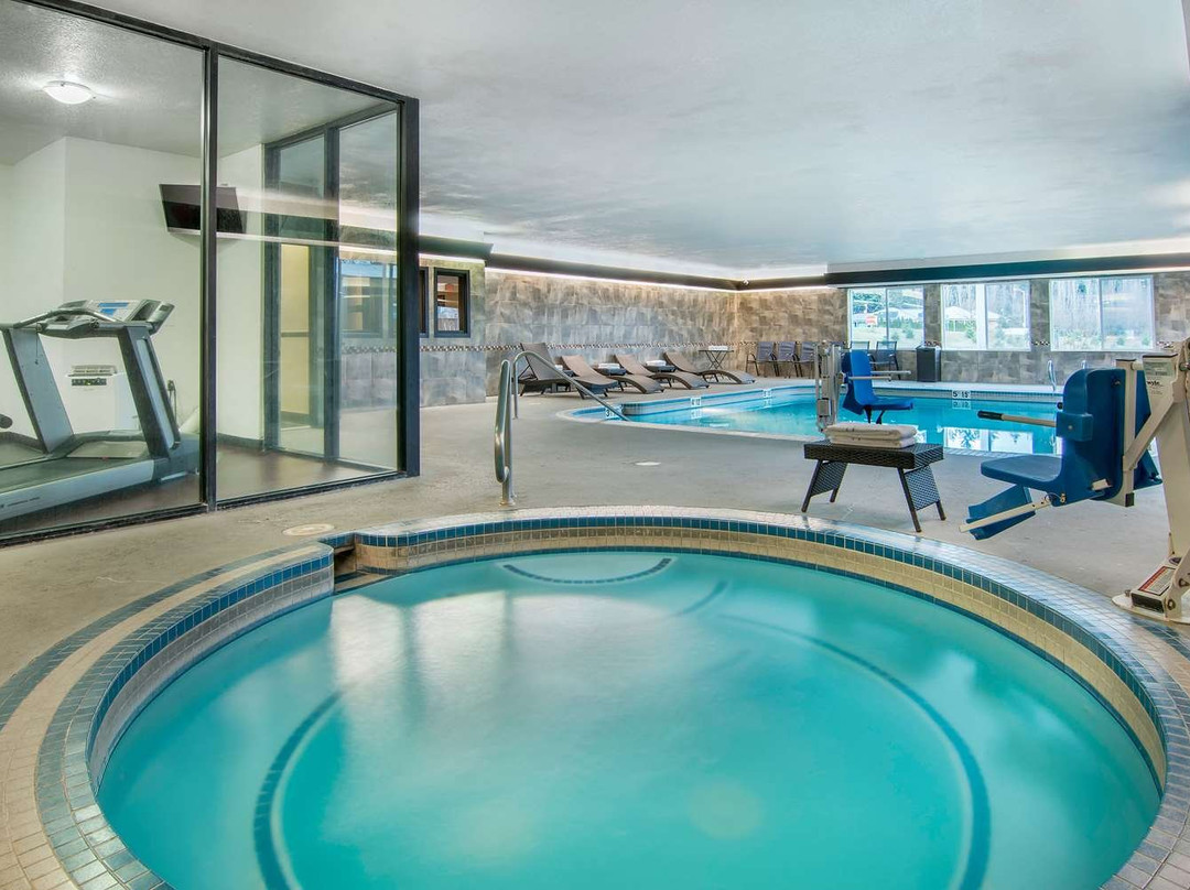 Comfort Suites Near Vancouver Mall主图