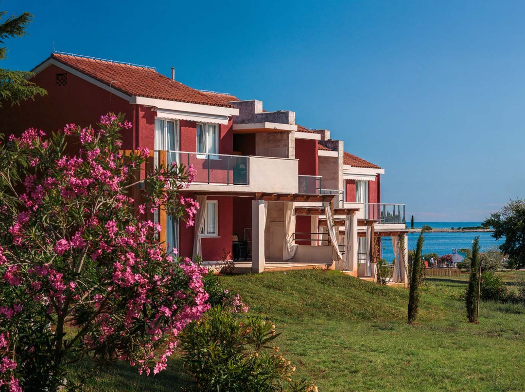 Apartments Katoro Plava Laguna