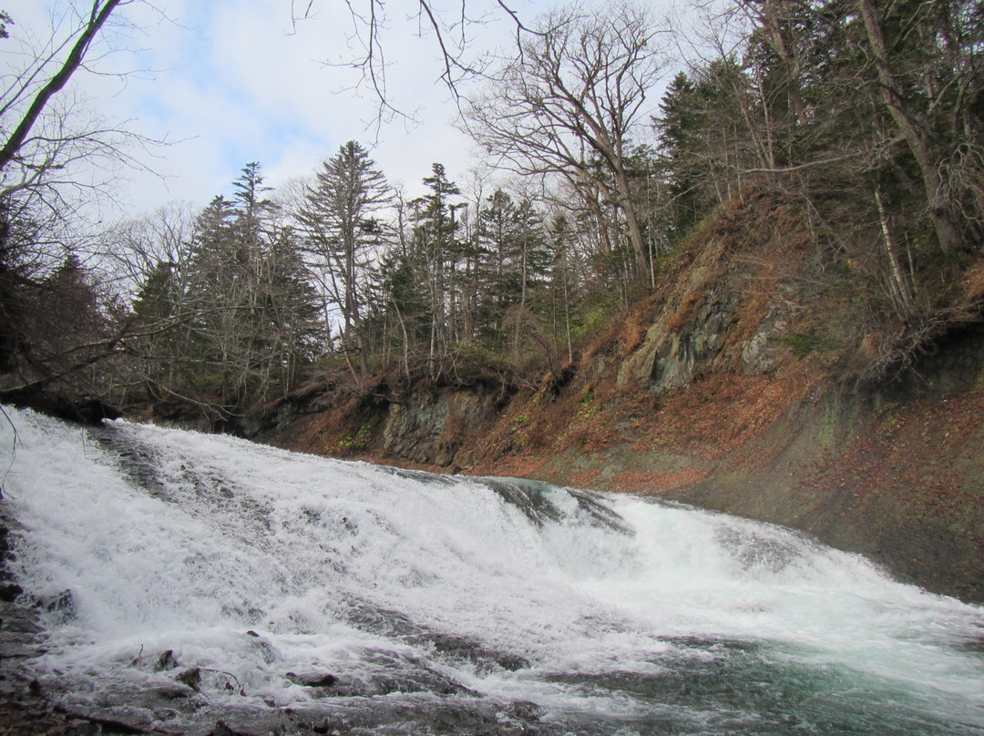 Kanayama Waterfall-标津町必去景点