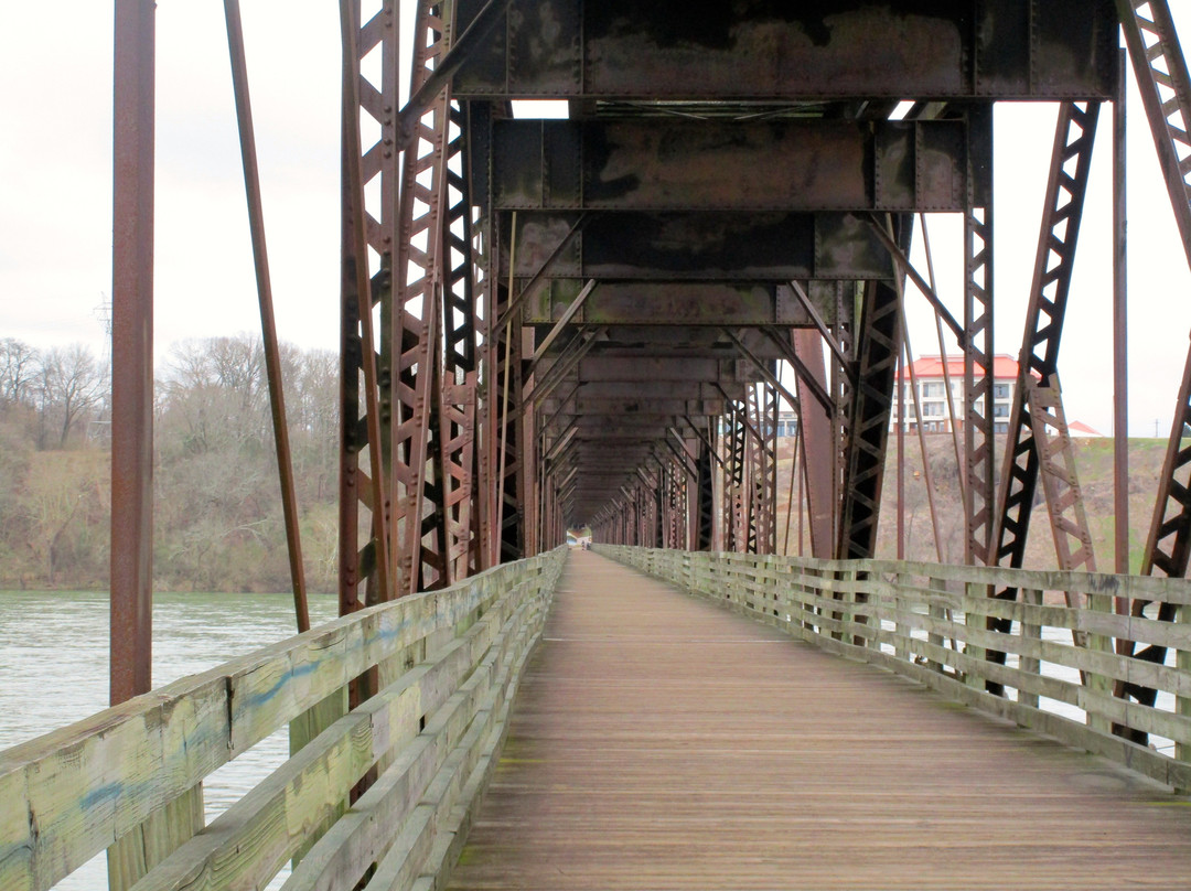 Old Railroad Bridge景点图片