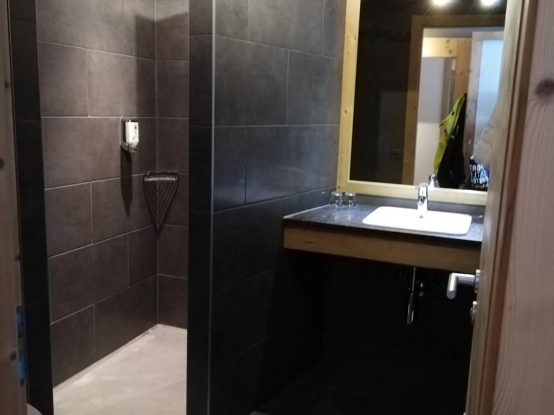 Helvetia Hotel Residence主图