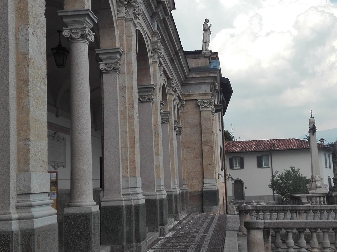Basilica Di Santa Maria Assunta景点图片