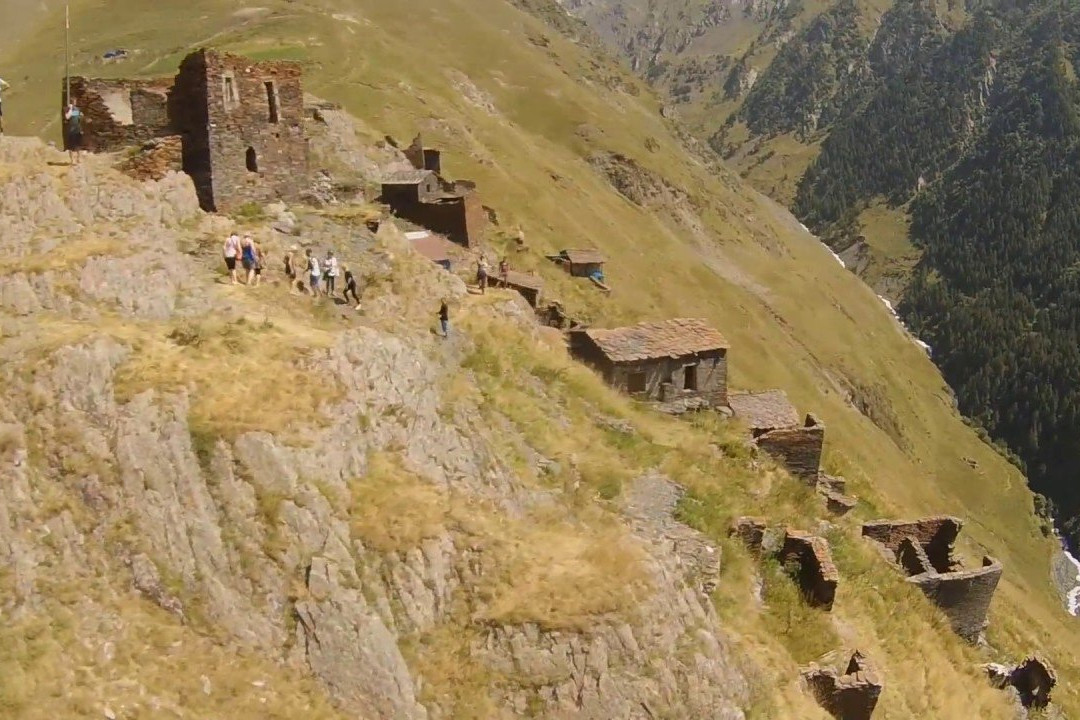 Kvavlo旅游攻略图片