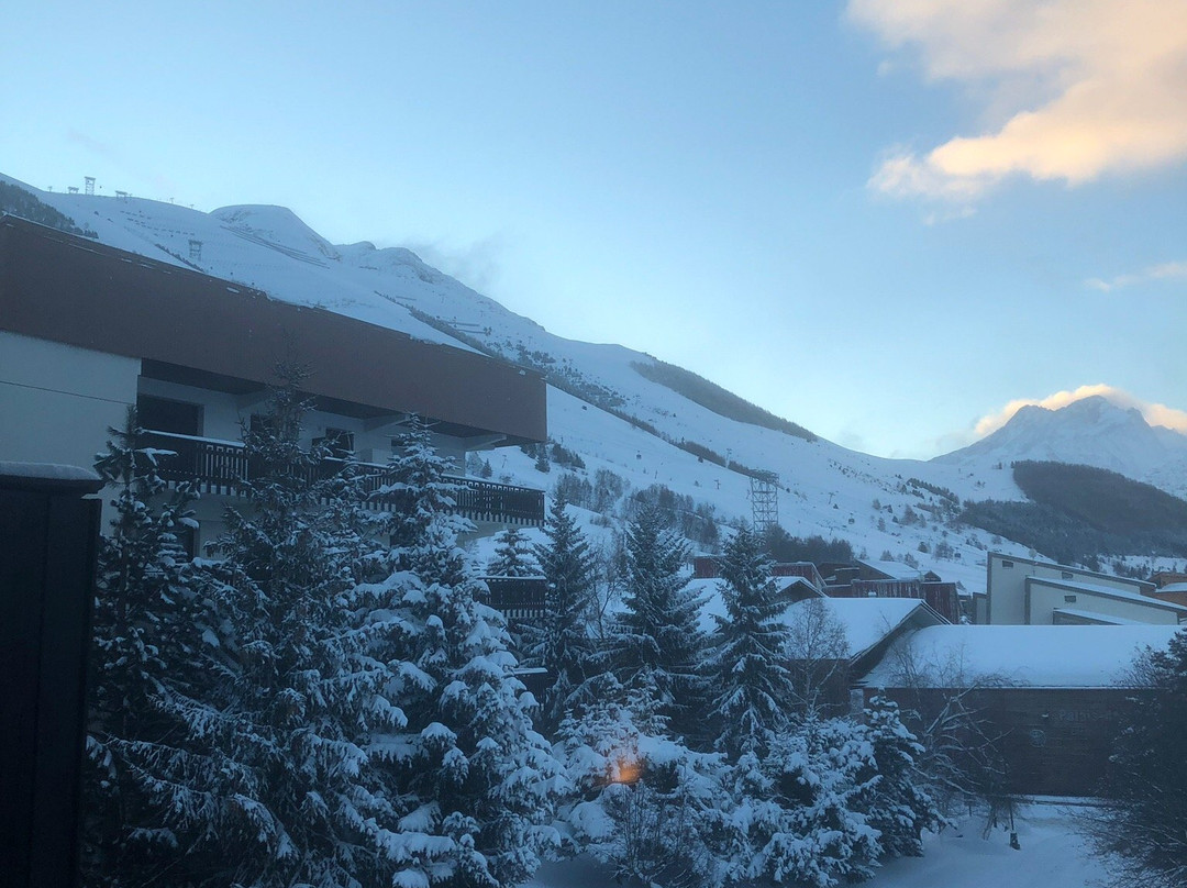 Hotel De La Valentin主图