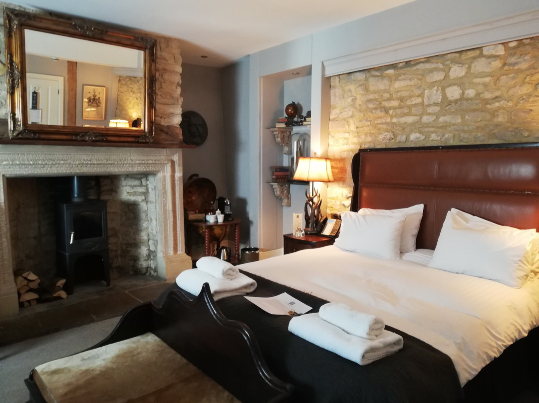 斯坦福德镇酒店住宿-The Bull & Swan