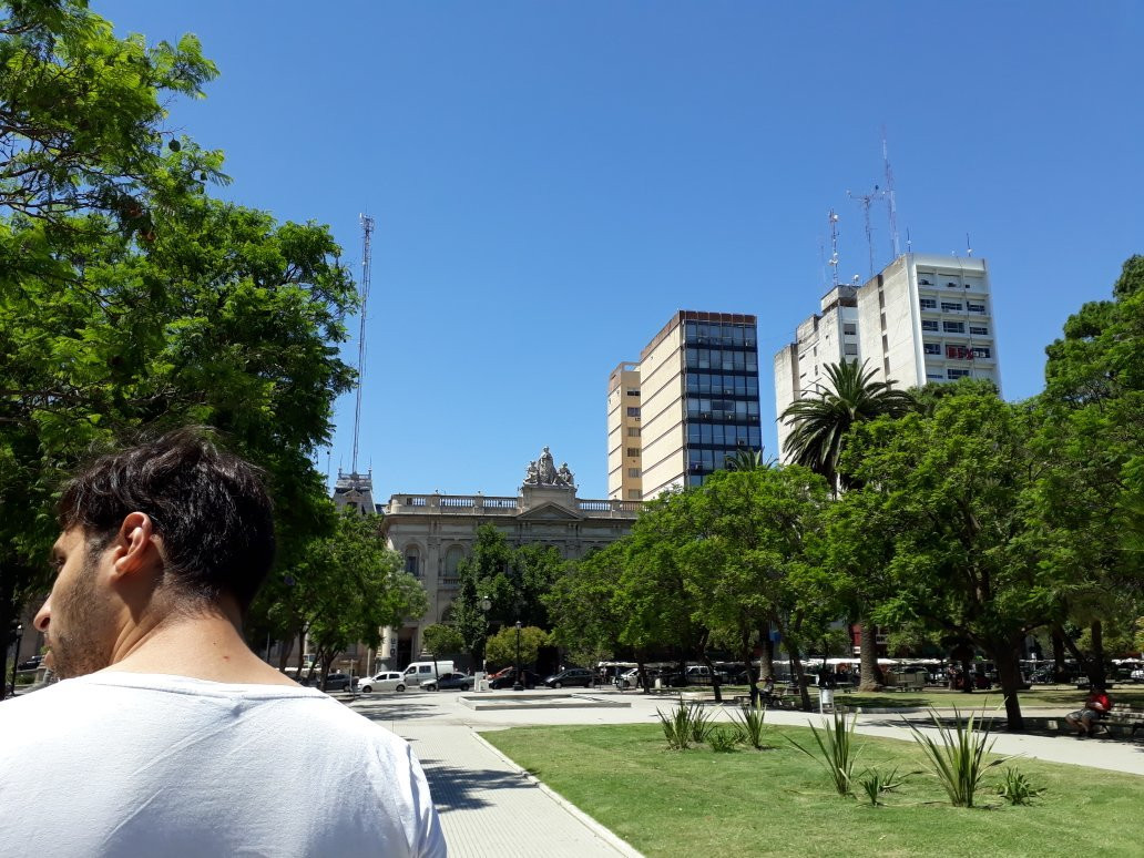 Plaza Rivadavia景点图片