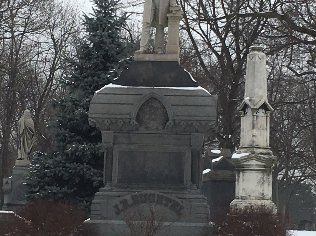 Glendale Cemetery-阿克伦必去景点