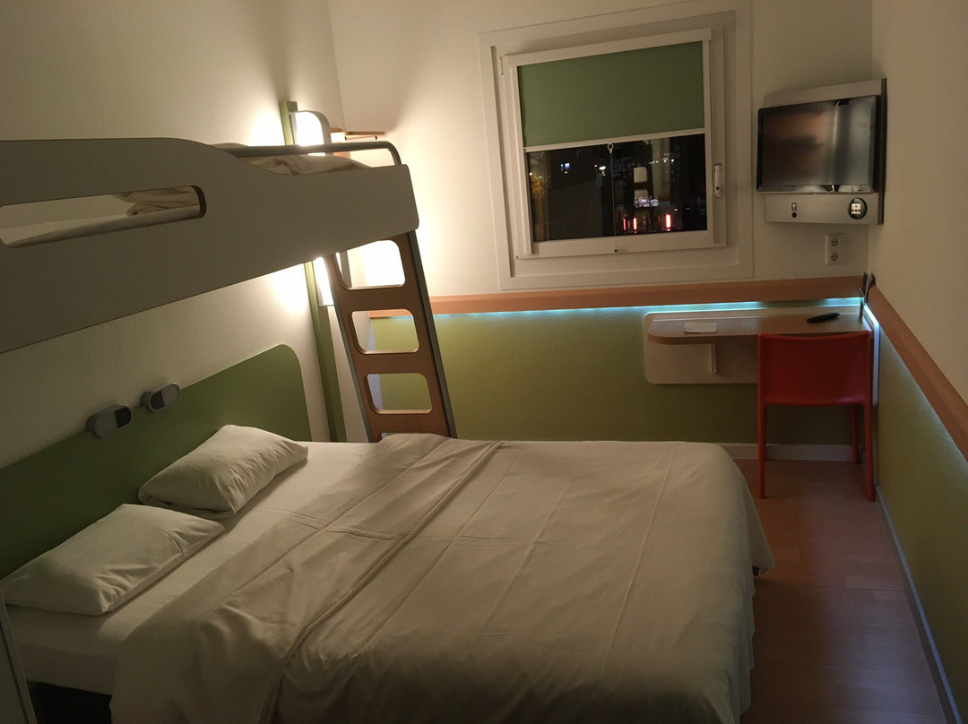 埃尔丁慕尼黑机场宜必思快捷酒店主图