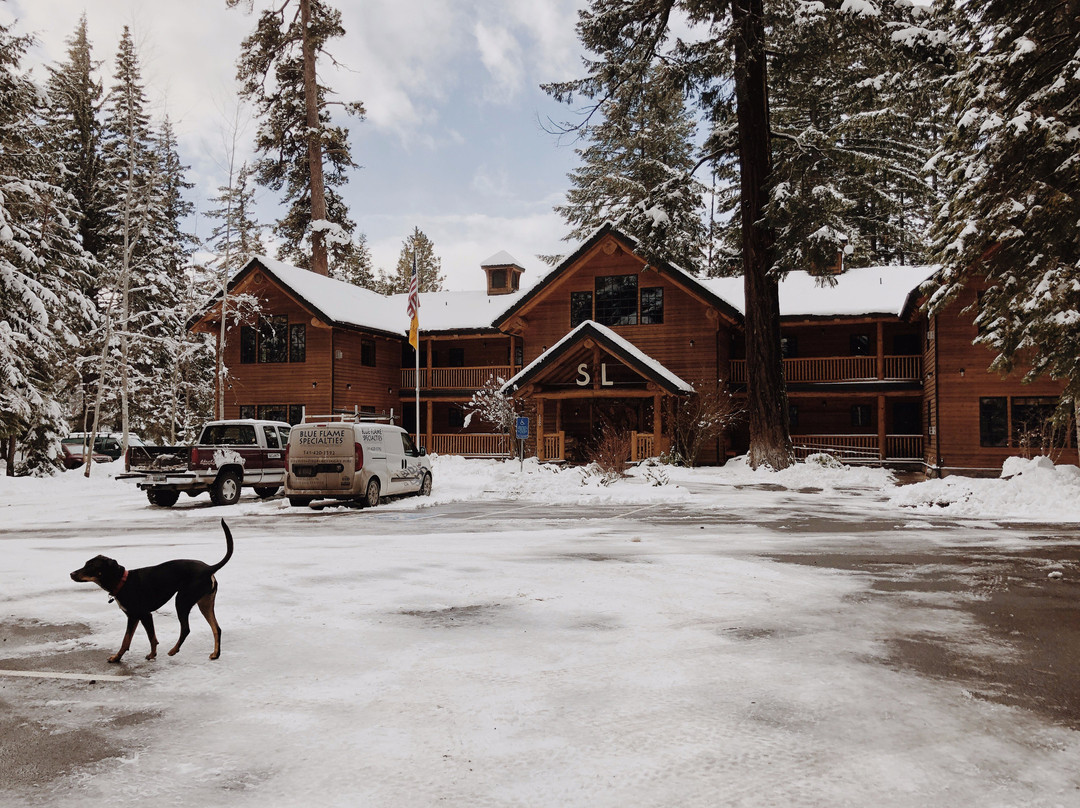 萨特尔湖小屋酒店主图