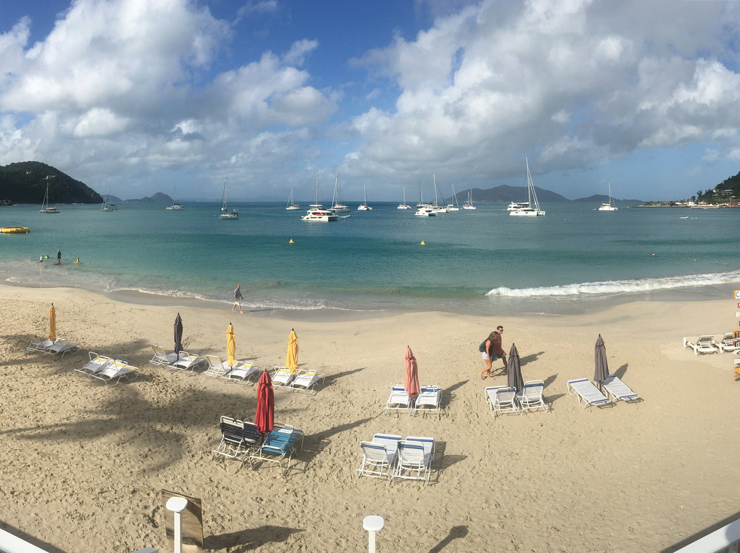 Rhymers Beach Hotel主图