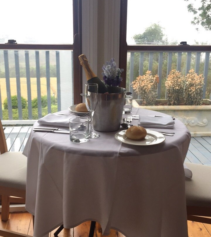 Loxley On Bellbird Hill主图