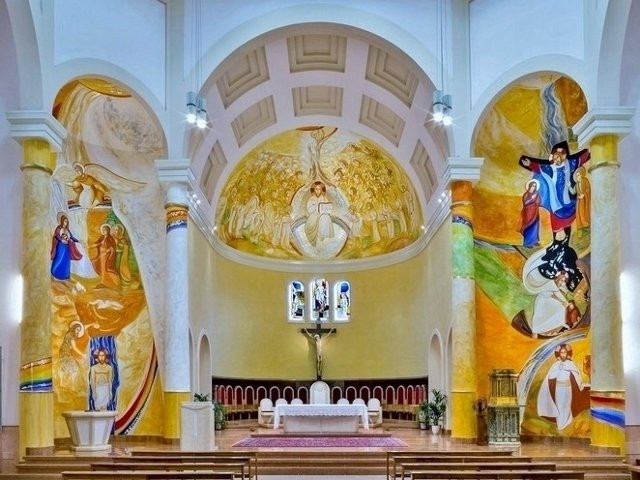 Chiesa di Sant'Antonio di Padova-圣贝内代托-德尔特龙托必去景点