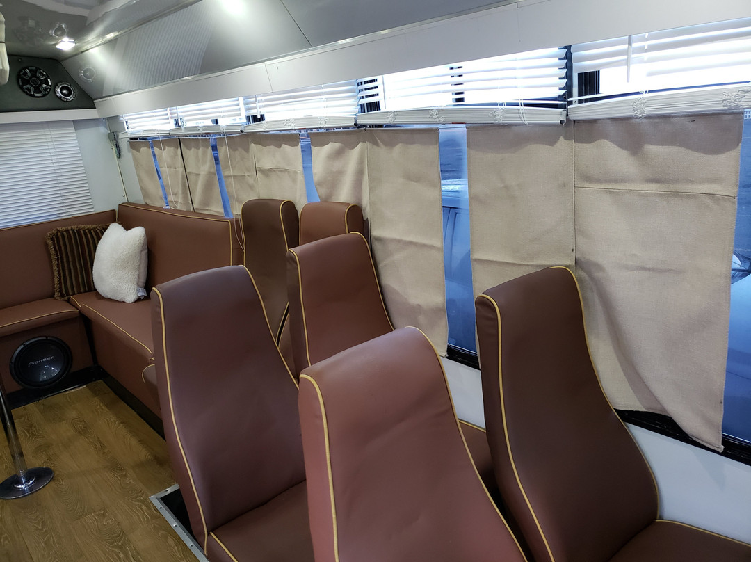 Mr. Nice Guy Limousine Service-夏洛特阿马利亚必去景点