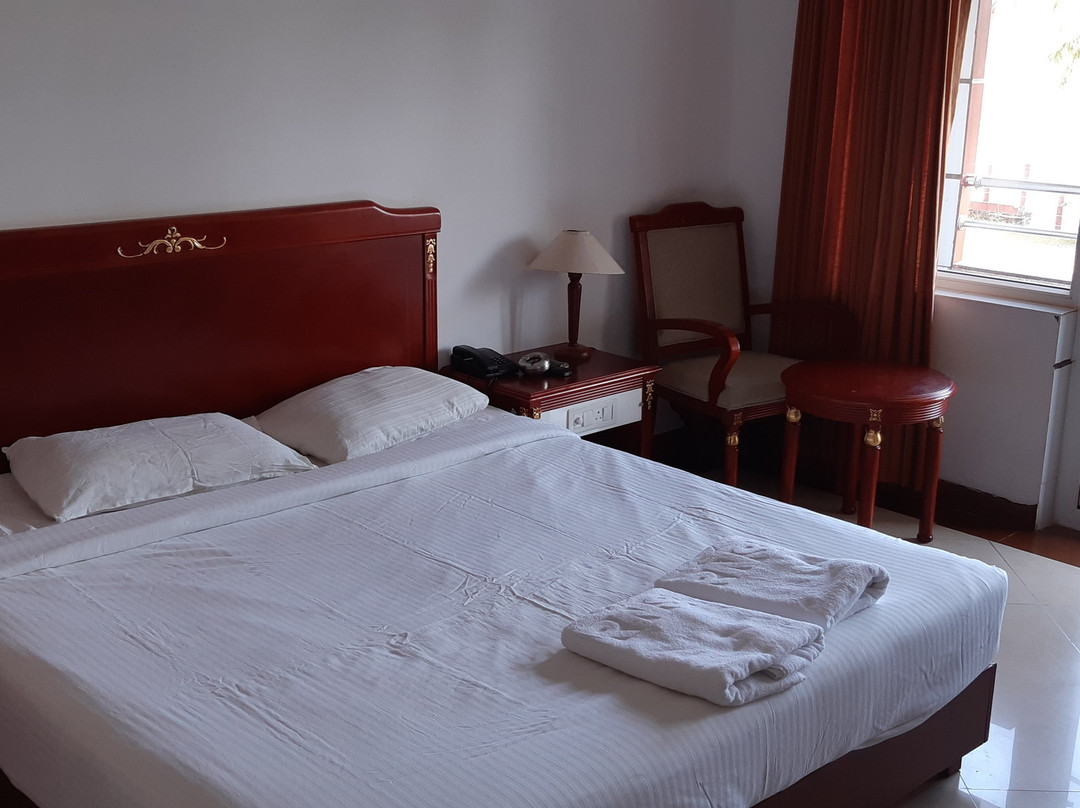 RNS Highway Hotel主图