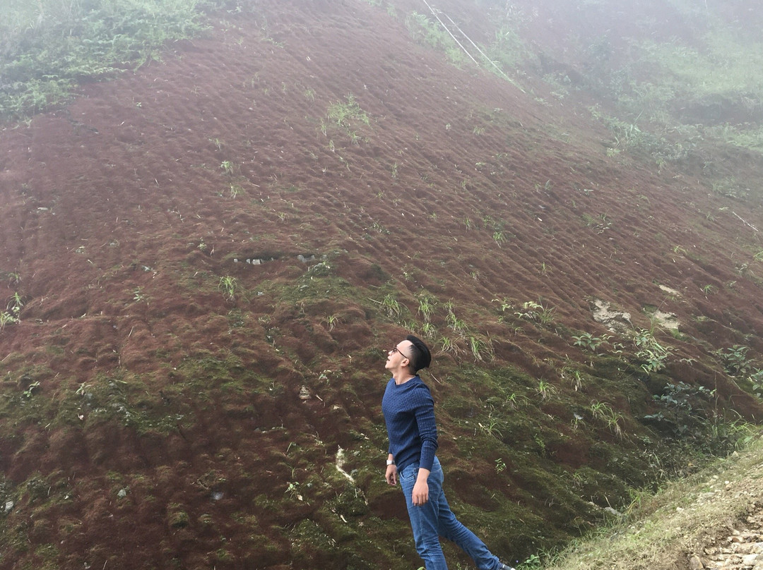 Chieu Lau Thi Mountain Top (Kiou Leou Ti)景点图片