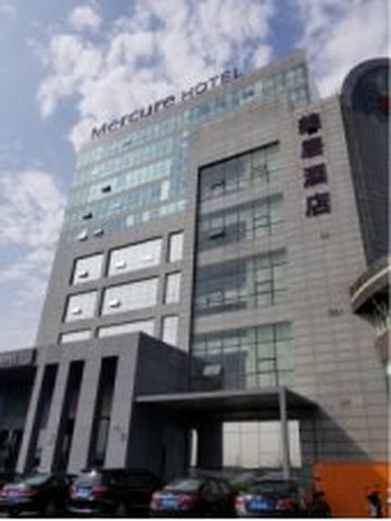 上海虹桥机场漕河泾美居酒店主图