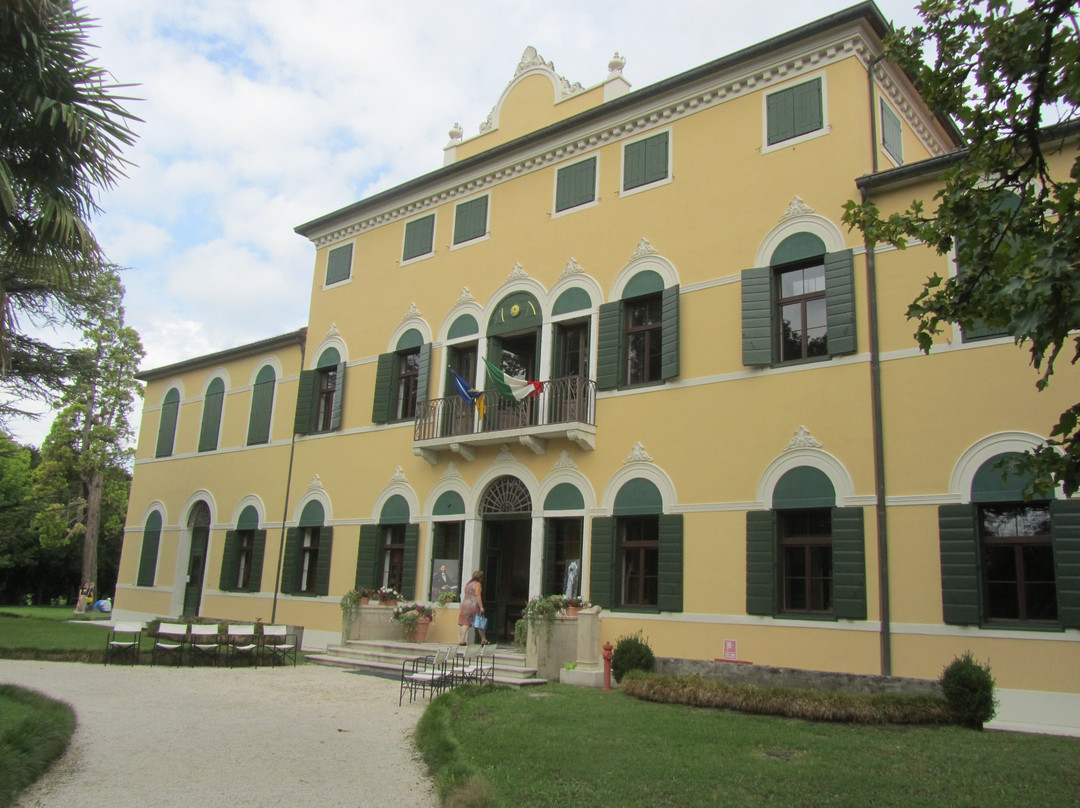 Villa Varda-Brugnera必去景点