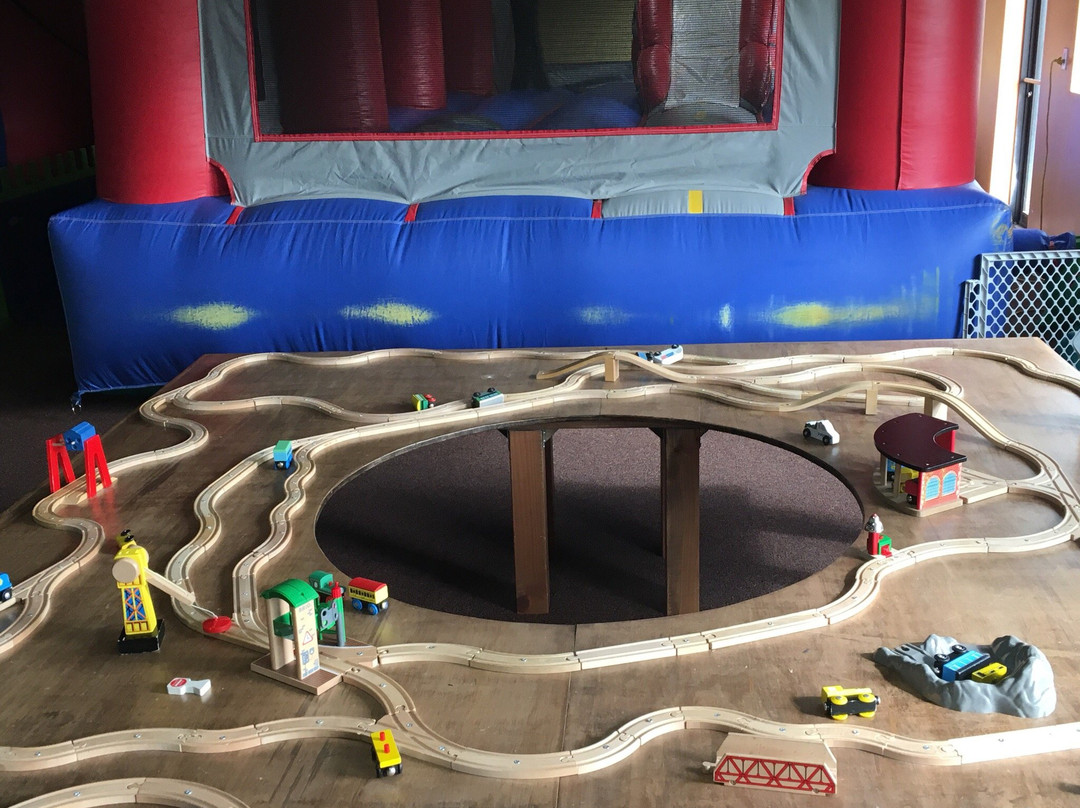 Bouncing off the Walls-本德必去景点