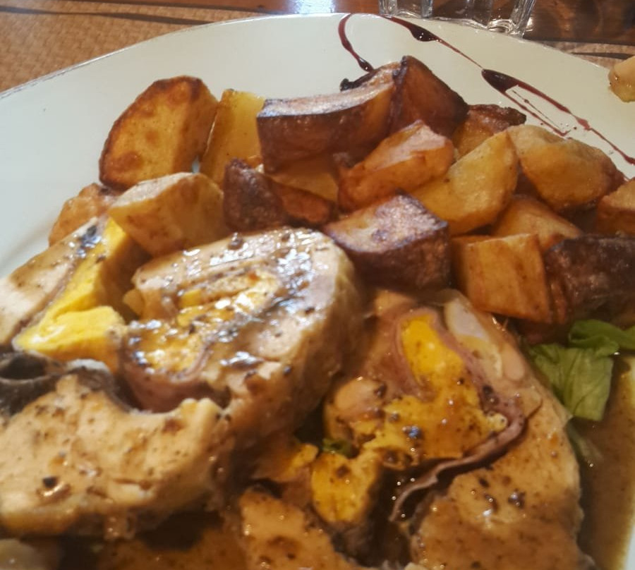 Bar Alimentari LA CHIUSA-卡伦扎诺必去景点