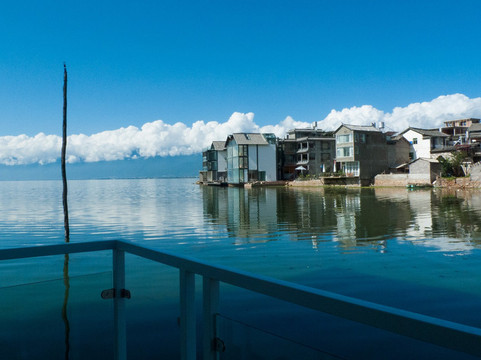 大理双廊春暖花开客栈主图