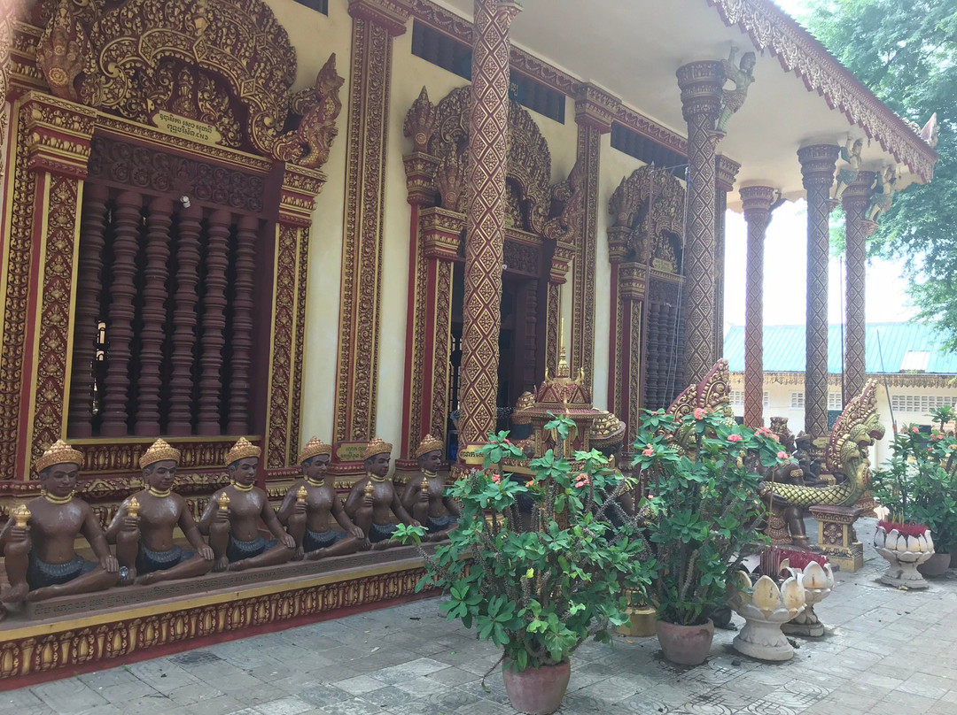 Phnom Santuk Temple景点图片