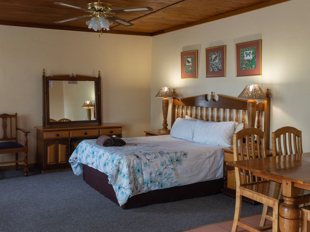 Petronella Guest House主图