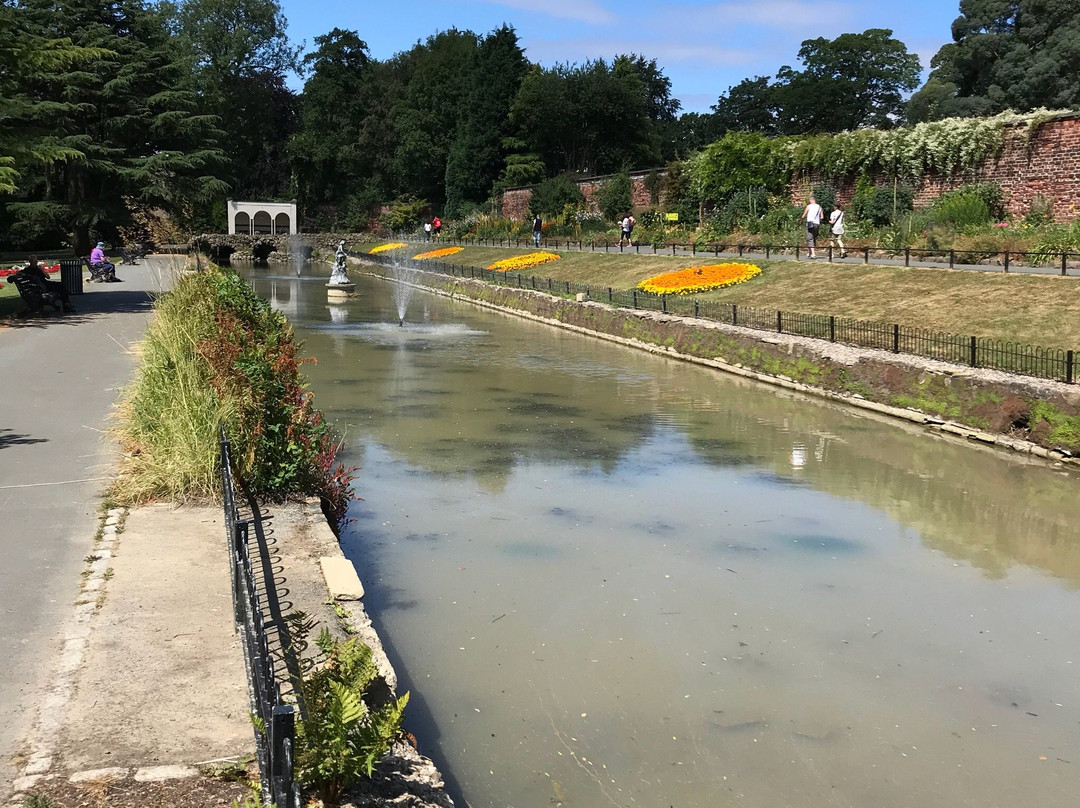 Canal Gardens景点图片