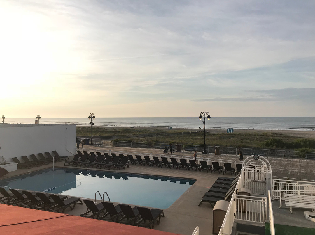 Beach Club Hotel主图